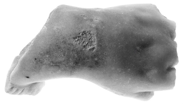 Unknown, Sculptural Fragment: Left Hand with a Bracelet (Female)