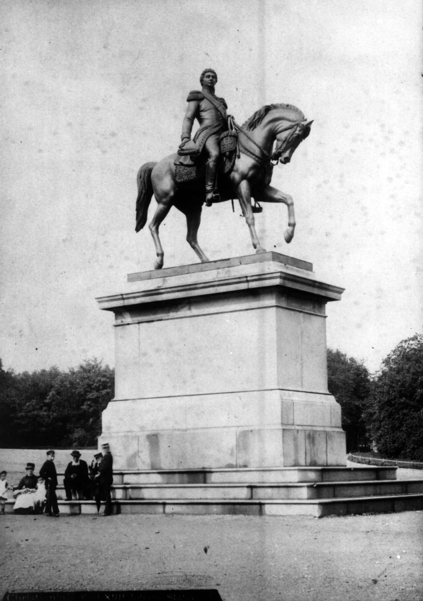 Axel Lindahl, Karl Johans rytterstatue