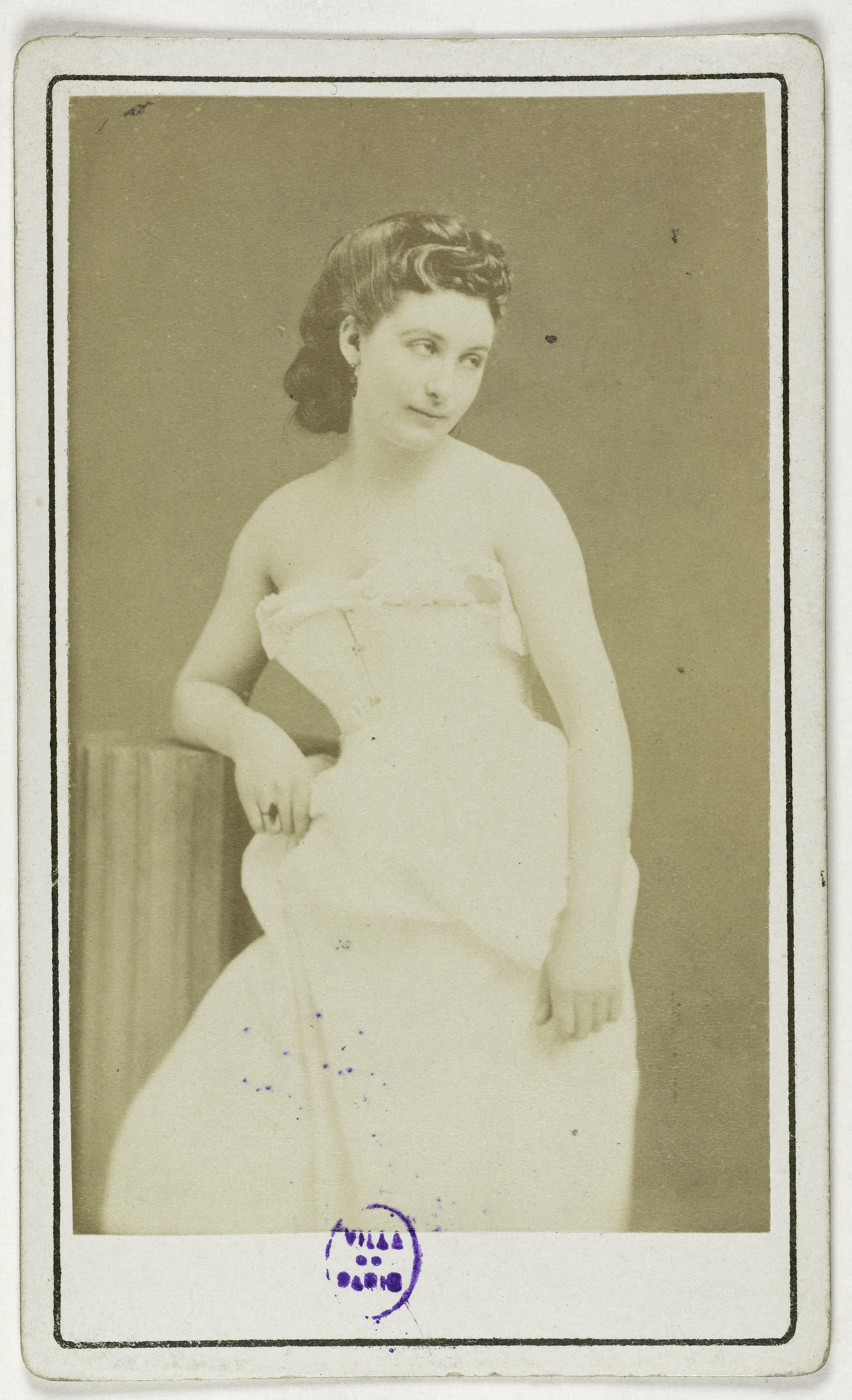 Anonyme, Portrait de Lilia Hermann, cousine de Rosine Bloch, (actrice au théâtre de la Renaissance en 1879)