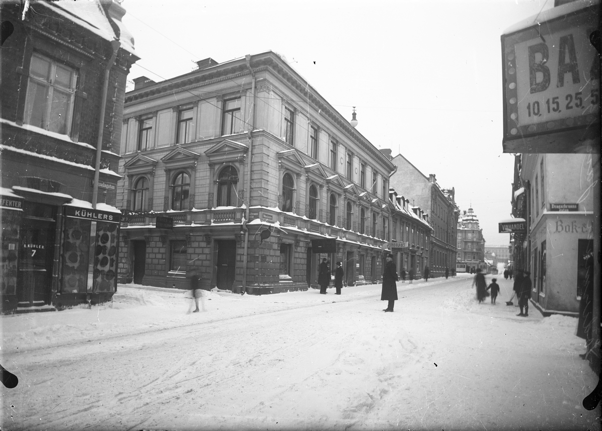 Henri Osti's Fotografiateliér, Upsala Ångqvarn AB:s byggnad på Vaksalagatan 5, kvarteret Lejonet, Uppsala 1917