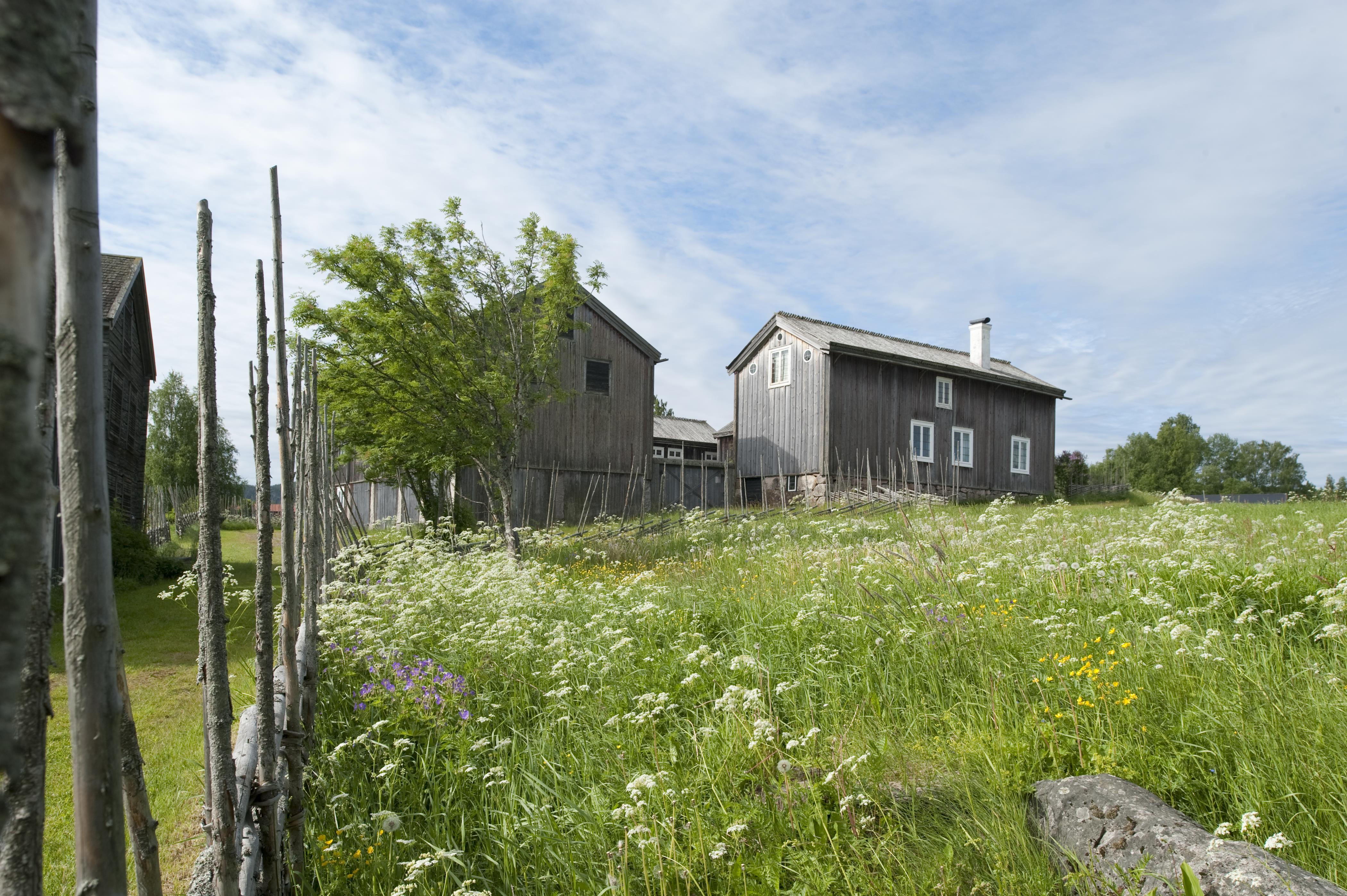 Bengt A Lundberg, Hudiksvall Hillsta 6:1