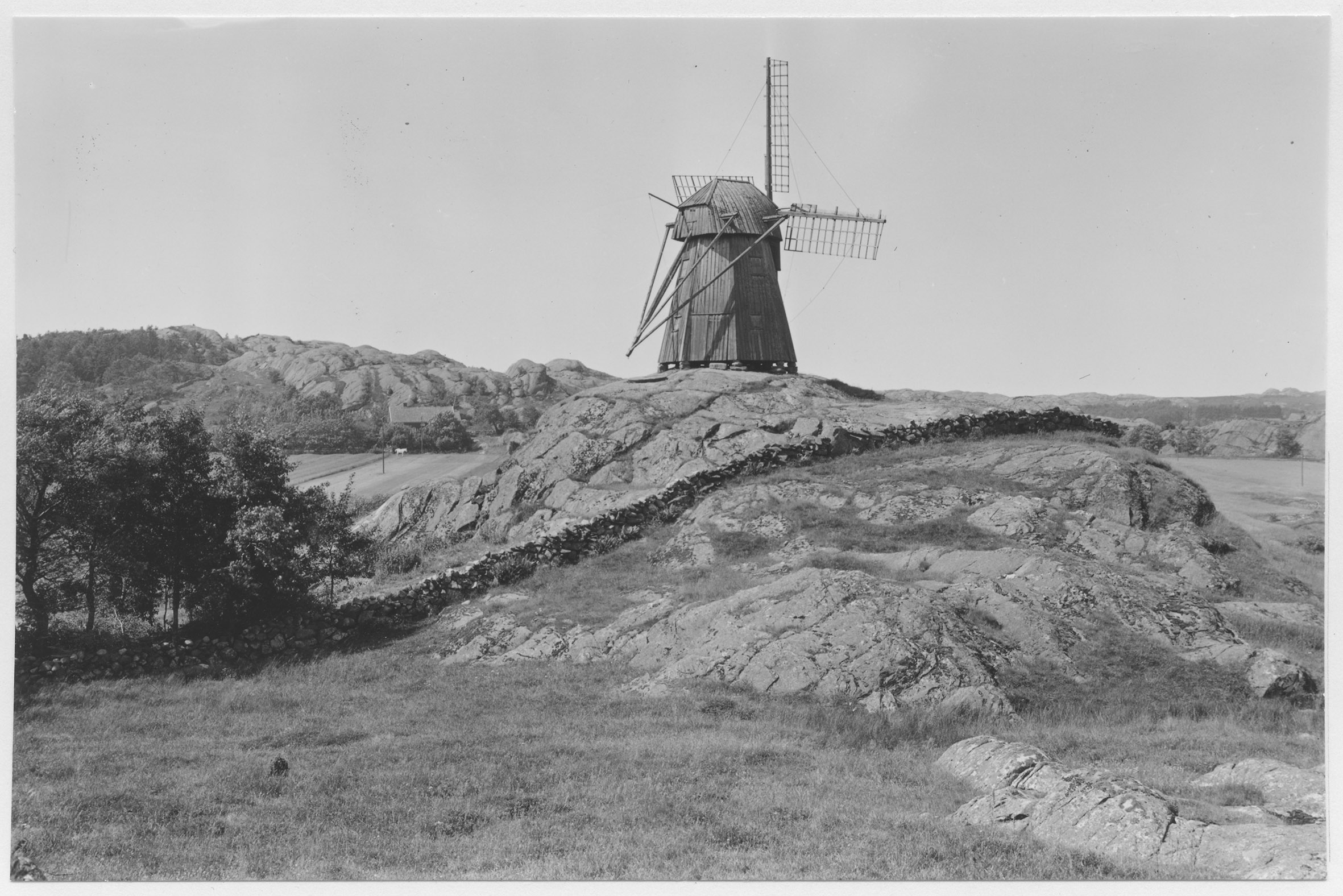 Mårten Sjöbeck, Tjörn, kvarnar