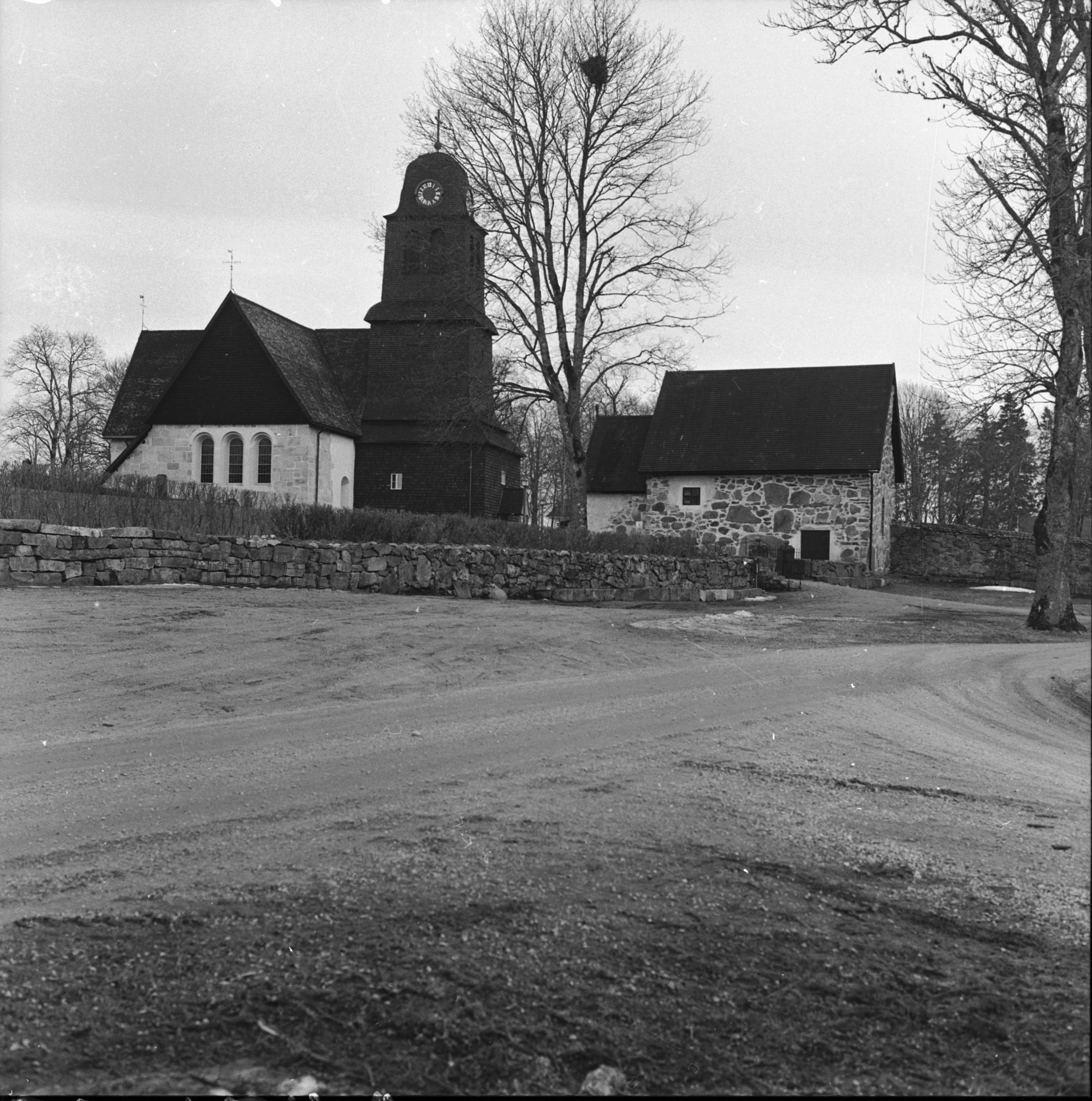 Sören Hallgren, Nydala kyrka (klosterkyrkan)