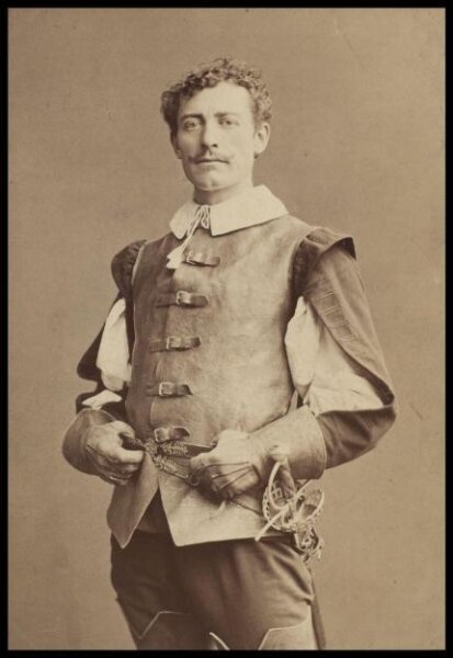 London Stereoscopic and Photographic Company, Guy Little Theatrical Photograph