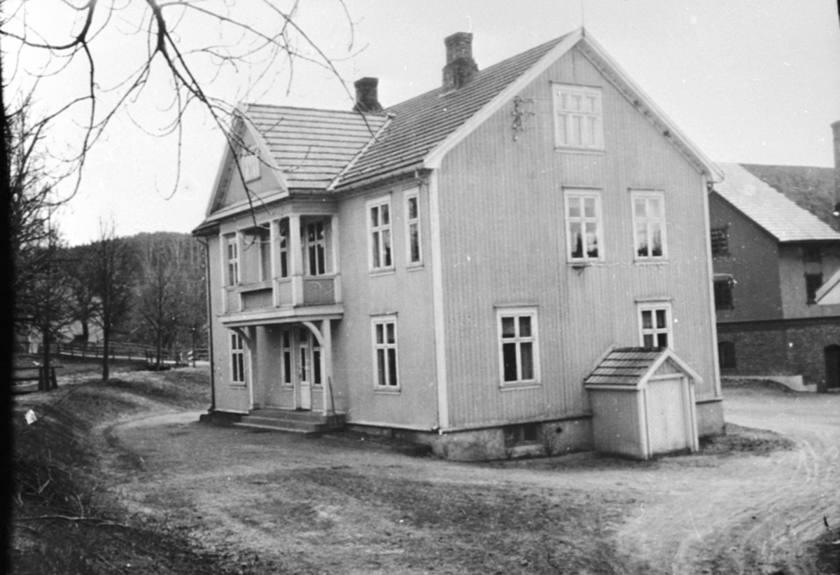 Anno Domkirkeodden, Eksteriør, kontorbygg, Strand brenneri, Moelv, Ringsaker.