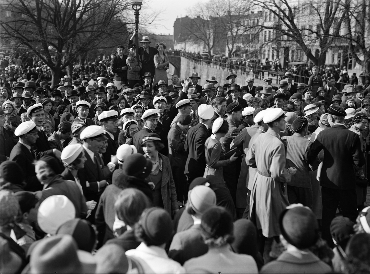 Paul Sandberg, Valborg celebrations along Fyrisån