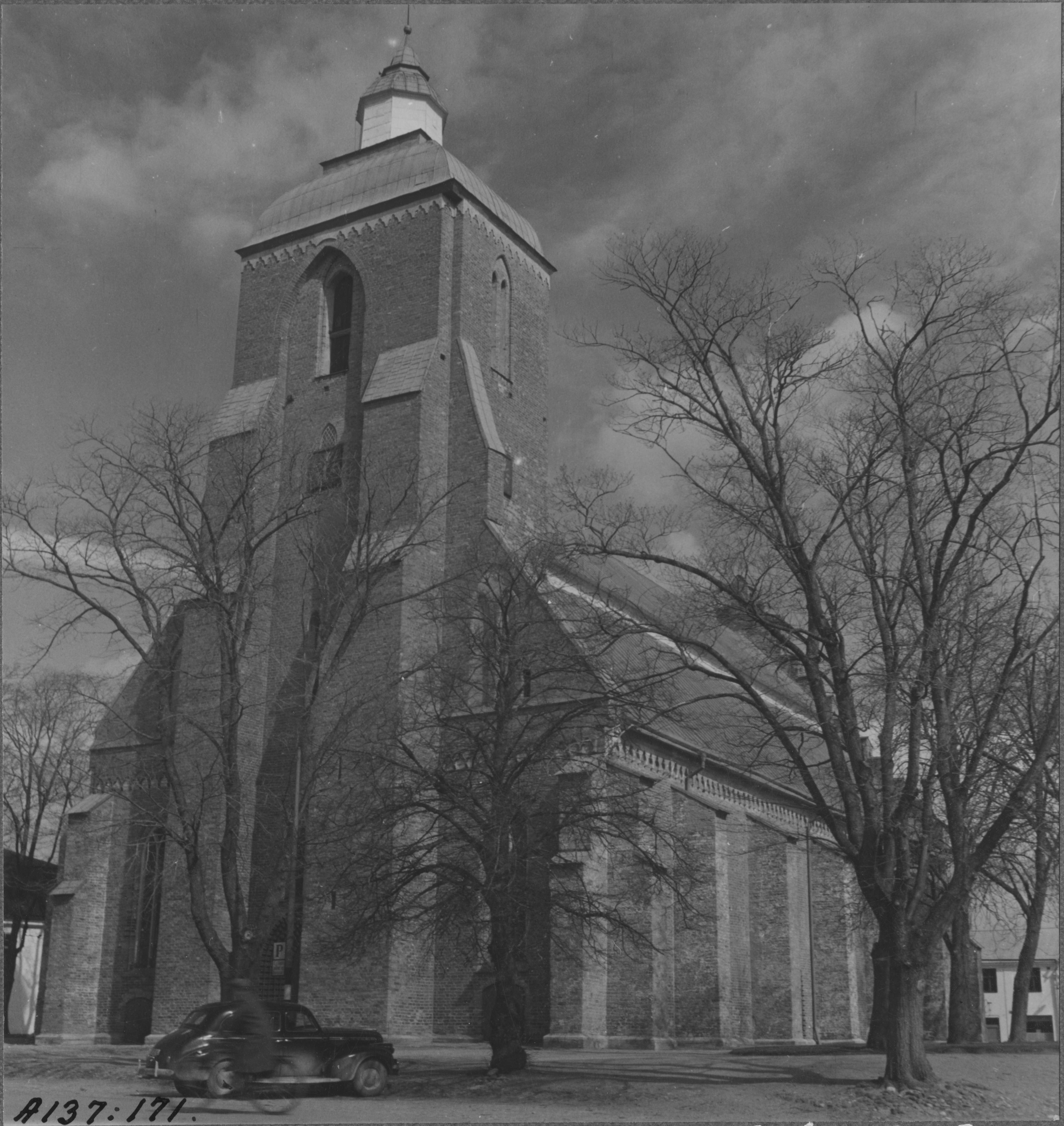 J. Andersson, Skänninge, Vårfrukyrkan