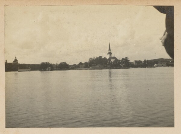 Unknown, [View of lake]