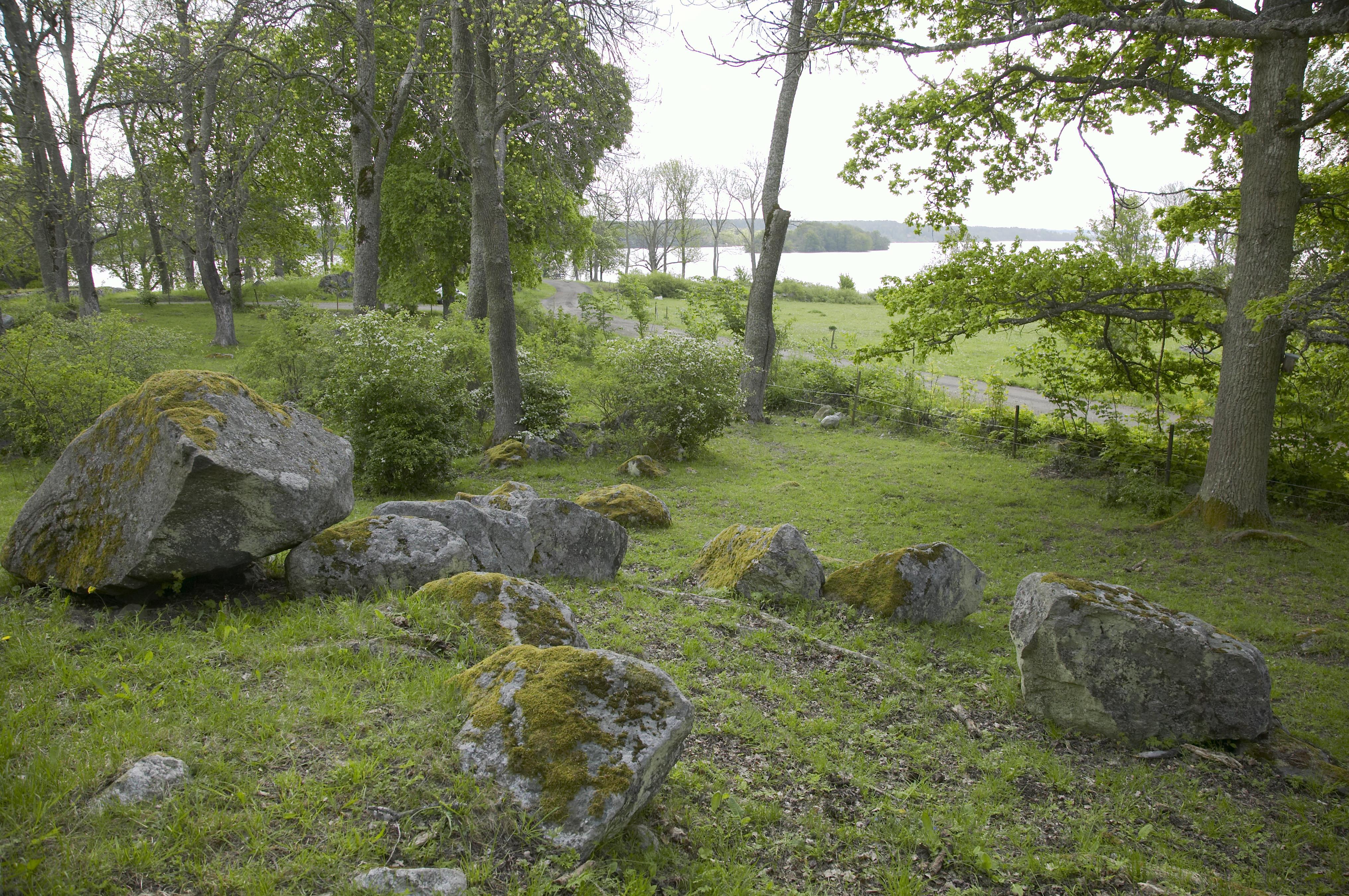 Bengt A Lundberg, Vårfruberga klosterruin