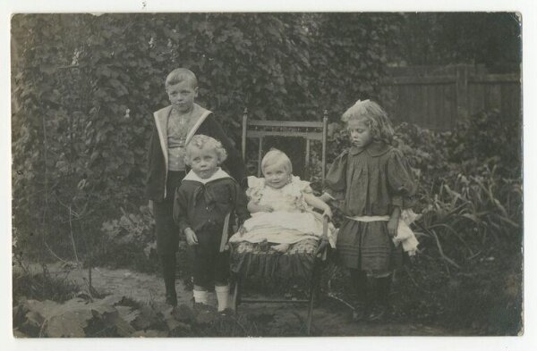 unknown, Photograph