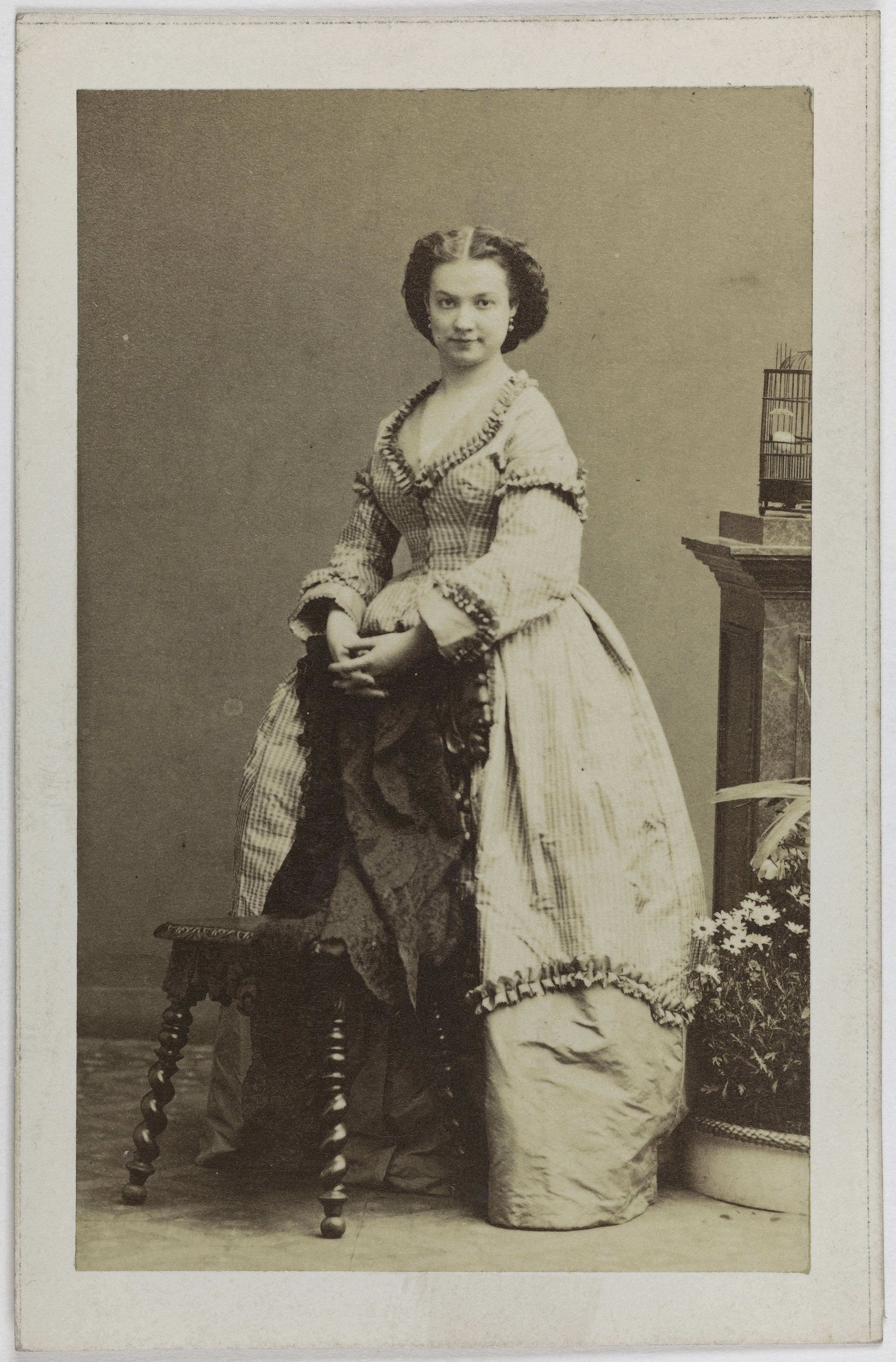 Disderi & Cie, Portrait de Pittori, (danseuse)