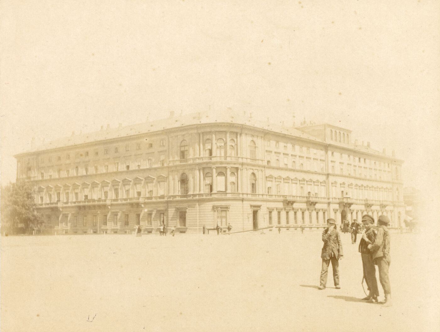 Benediktas Henrikas Tiškevičius, Varšuva. Viešbutis EUROPA