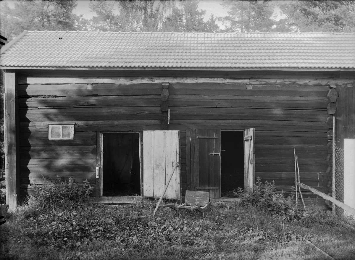 Paul Sandberg, Fathers, former bod - Enqvist, Sund, Börstil parish, Uppland likely 1920s