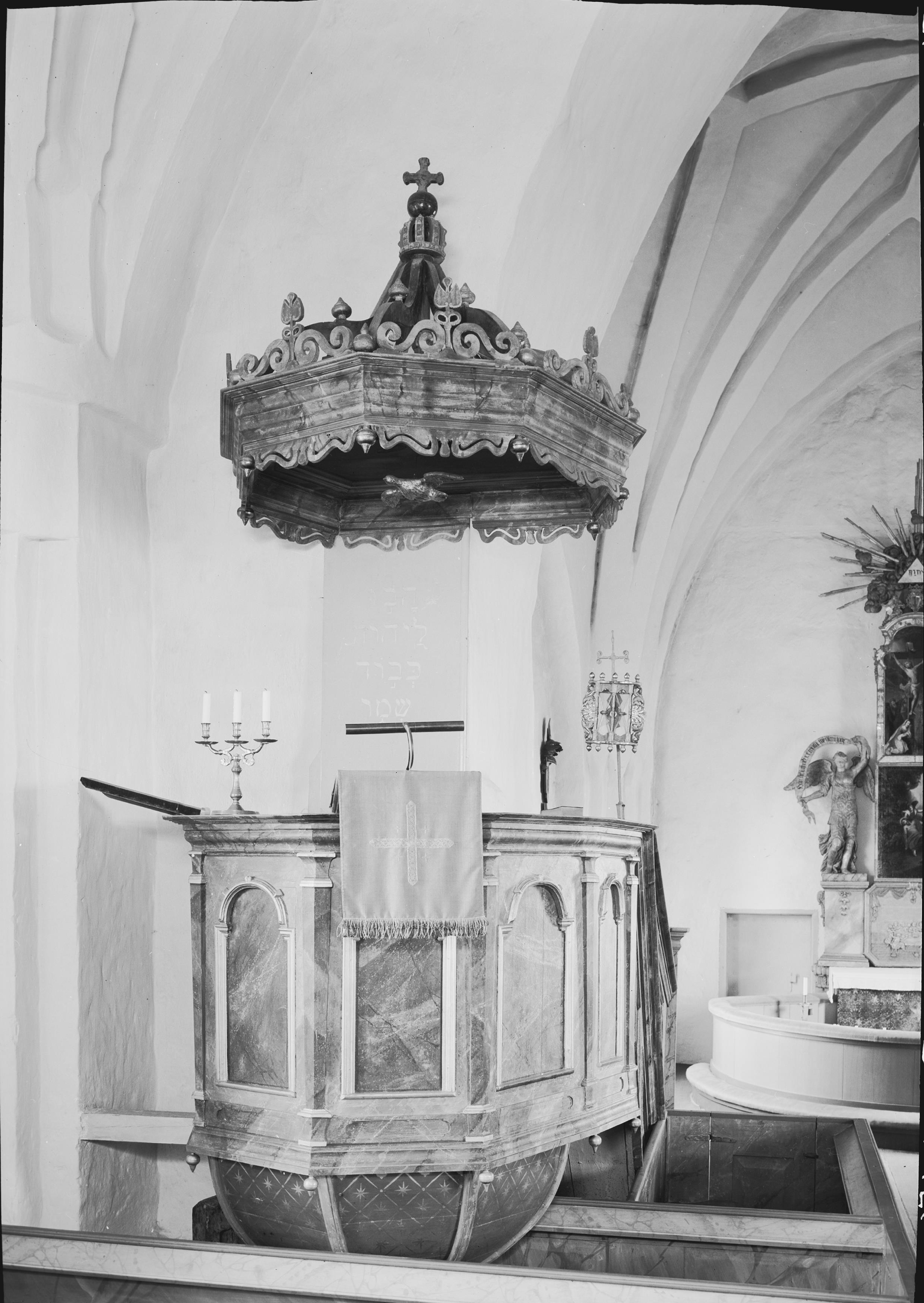 Nils Lagergren, Skederids kyrka
