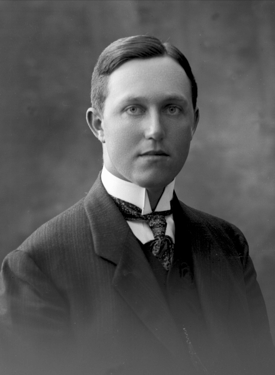 Gustav Borgen, NFB.42681