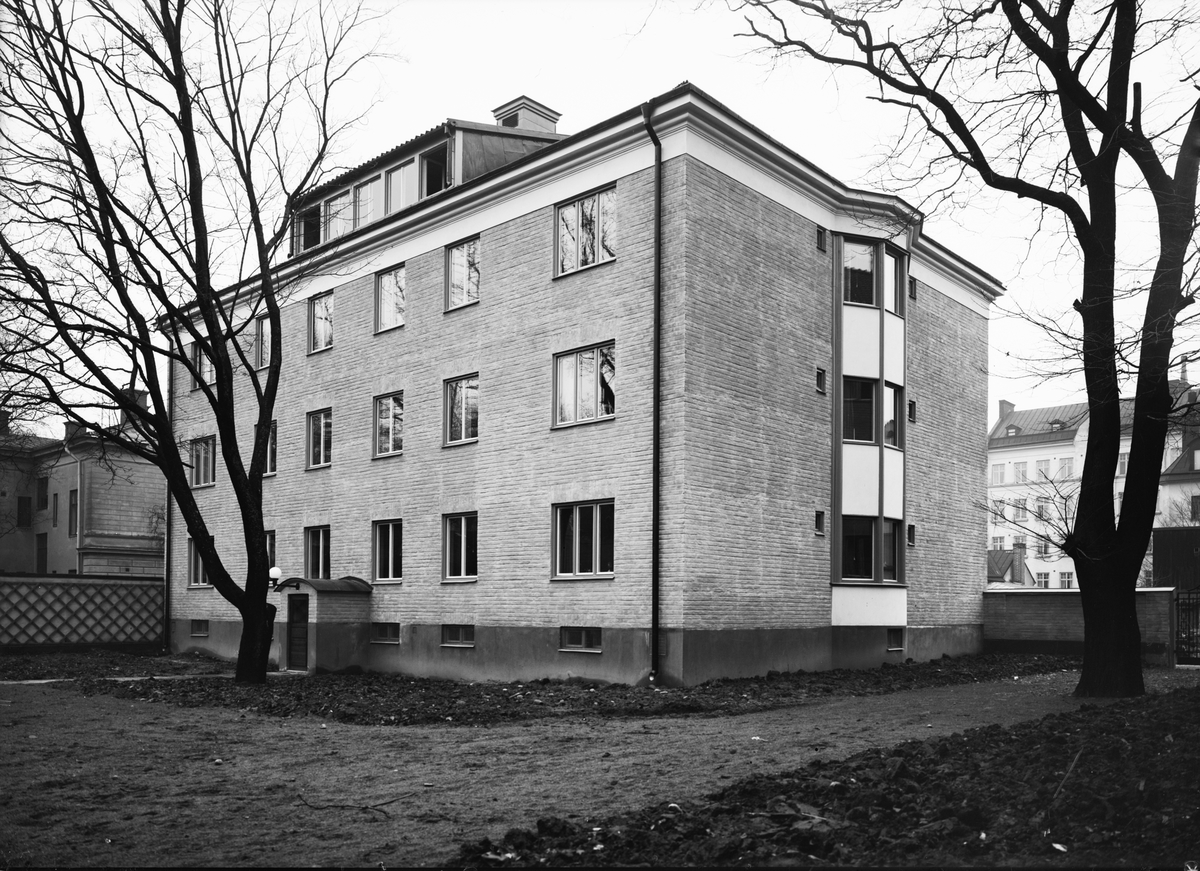 Paul Sandberg, Flerbostadshus, kvarteret Slottet, Övre Slottsgatan, Uppsala 1930