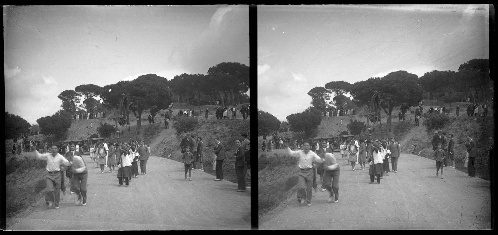 Desconegut, [Processó a Santa Creu d'Olorda]