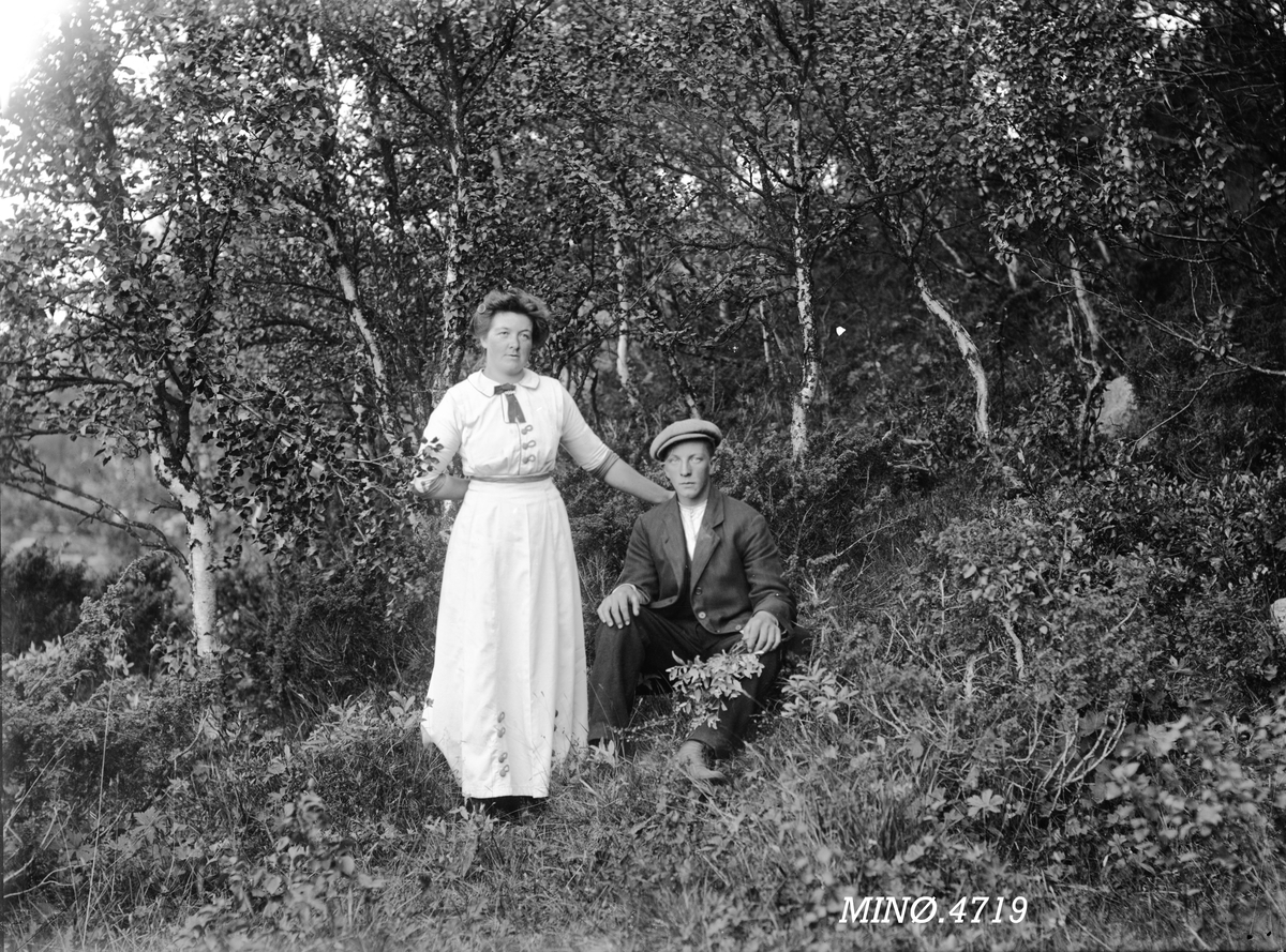 Peder J. Bredalslien, personer, klær, par,