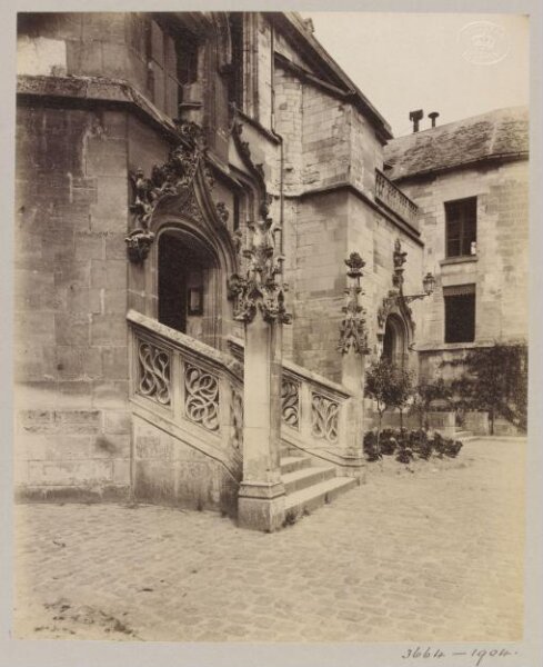 Atget, Jean-Eugène-Auguste, Entrance, Palais de Justice,Beauvais, France