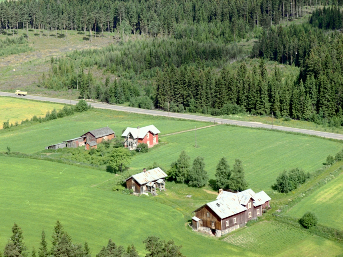 Widerøes Flyveselskap A/S, FLYFOTO SOLVANG GARD