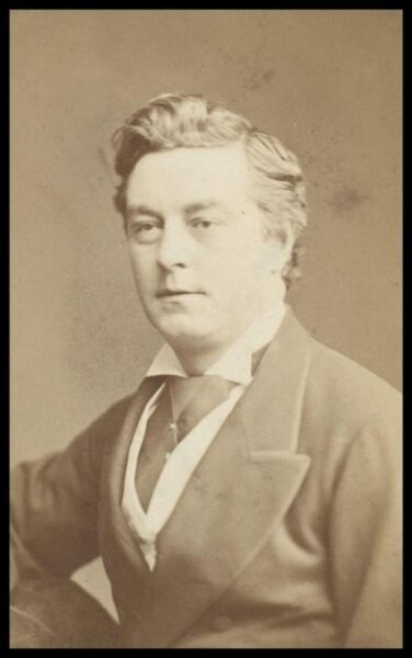 London Stereoscopic and Photographic Company, Guy Little Theatrical Photograph