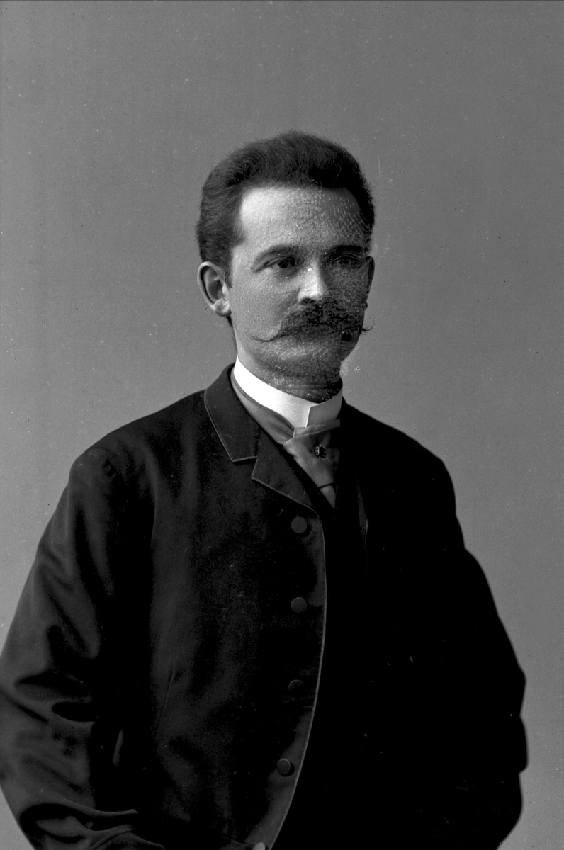 Gustav Borgen, NFB.22945