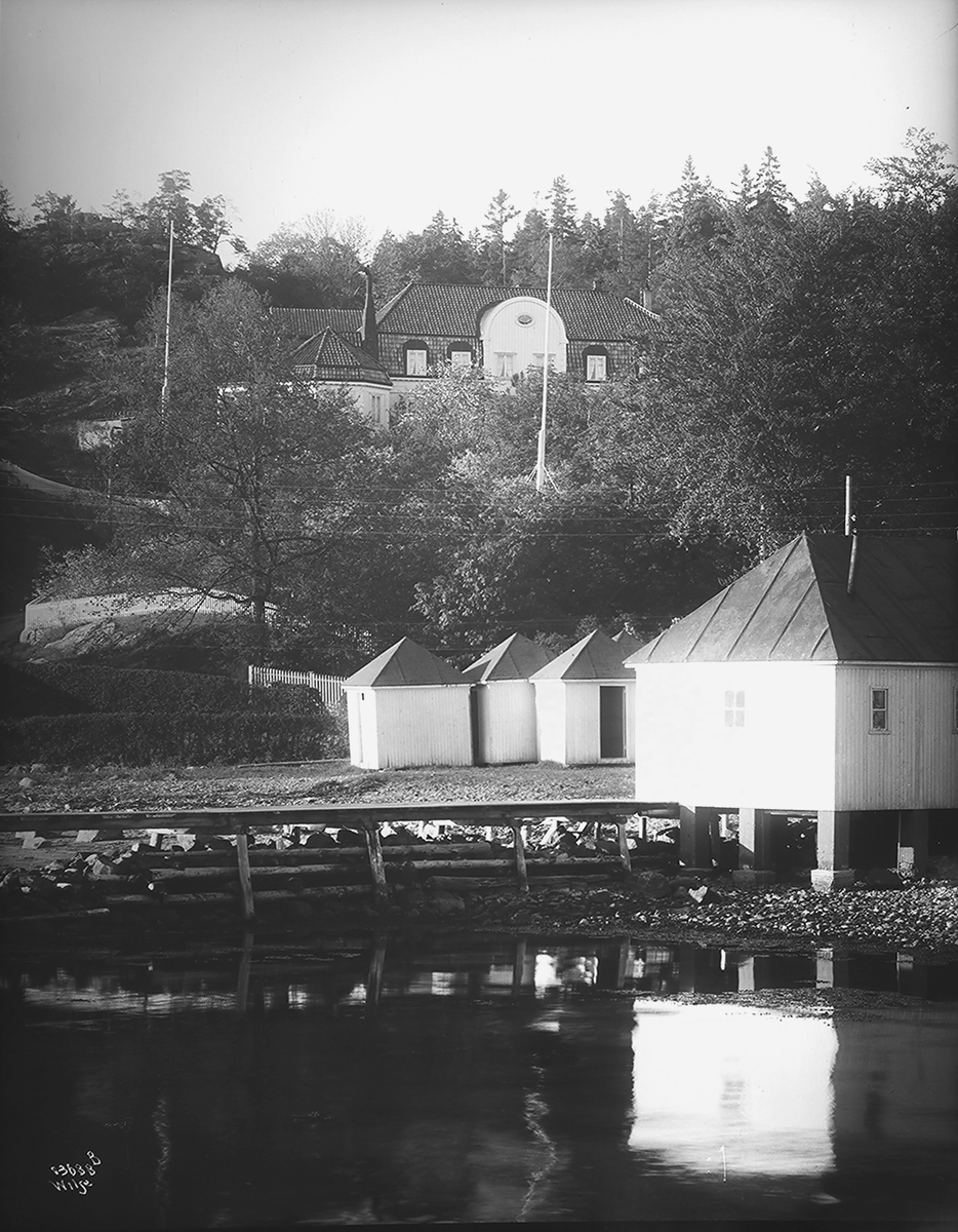 Anders Beer Wilse, Konv: Fred Olsens hus, Hvidsteen