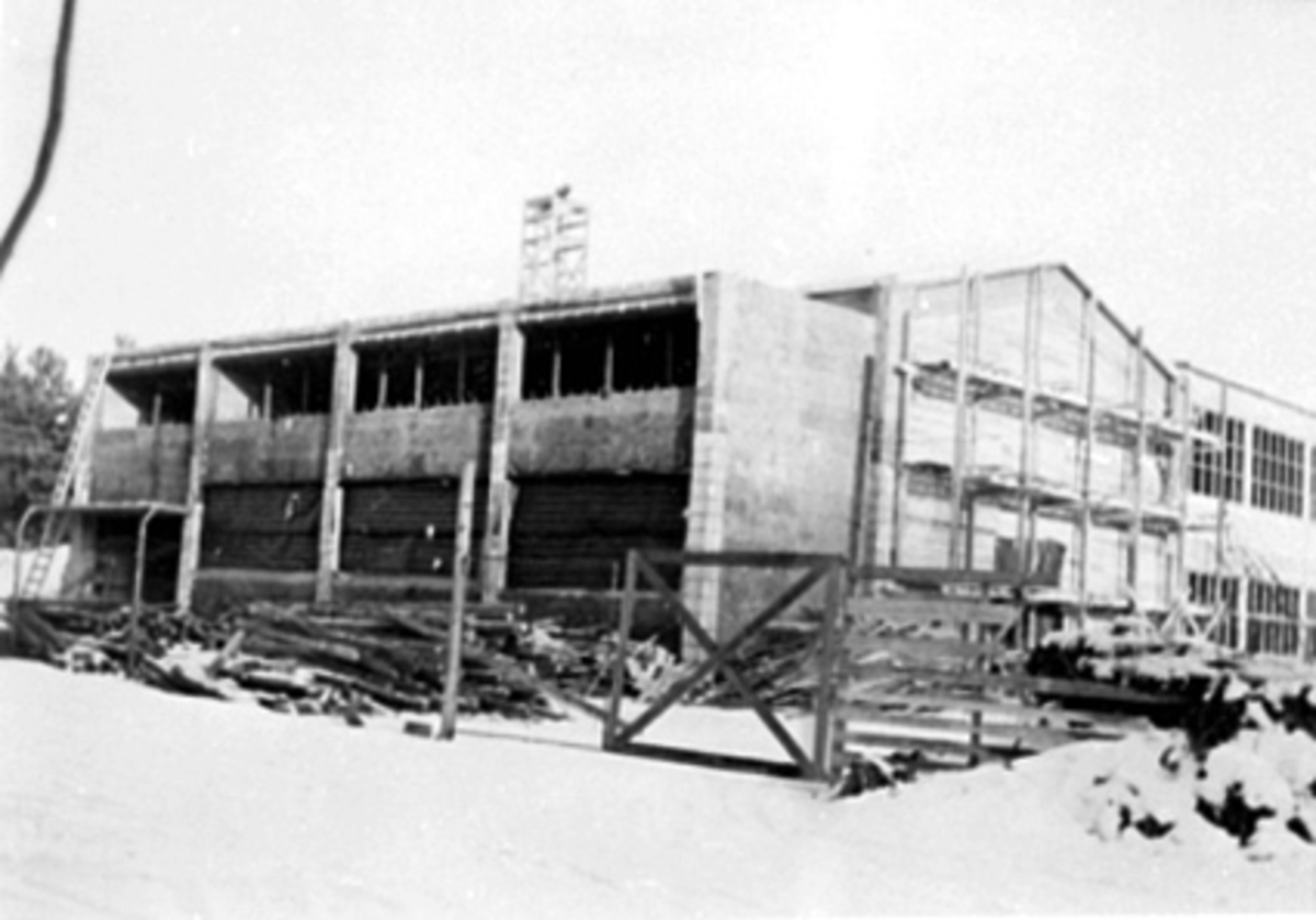 Anno Domkirkeodden, BYGGING AV OLRICH BILGUMMIVERKSTED, STRANDVEGEN 161