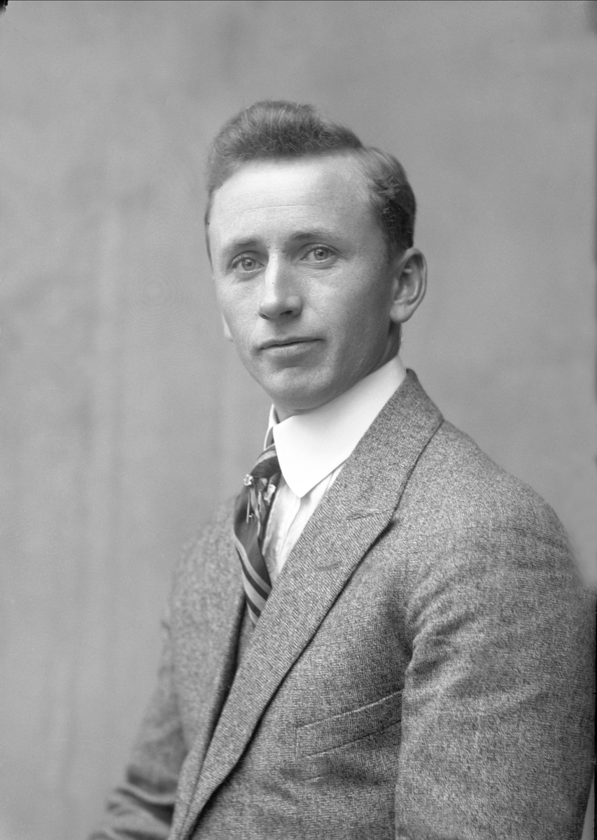 Gustav Borgen, NFB.56136