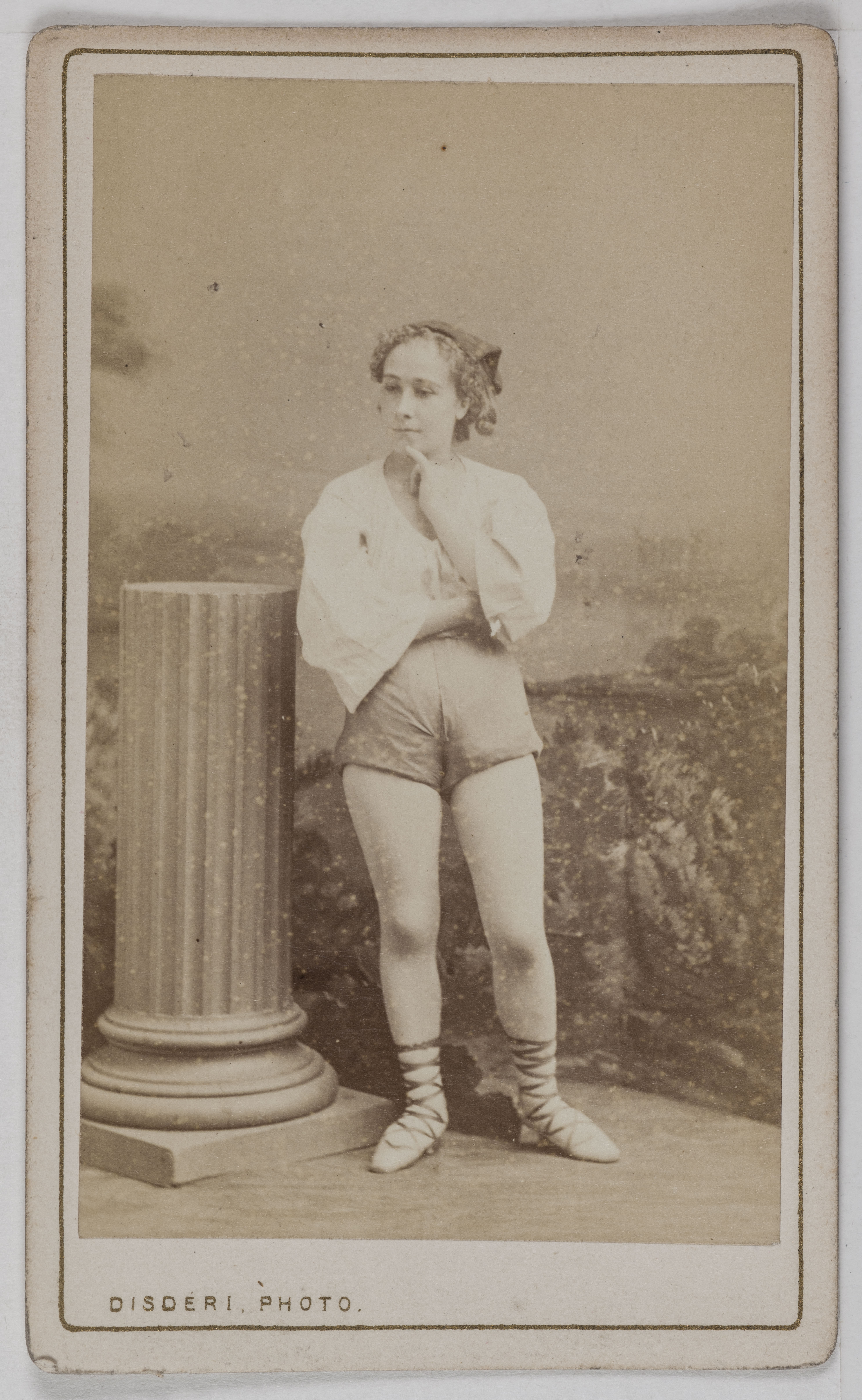 André-Adolphe-Eugène Disdéri, Portrait de Lucia, (actrice)