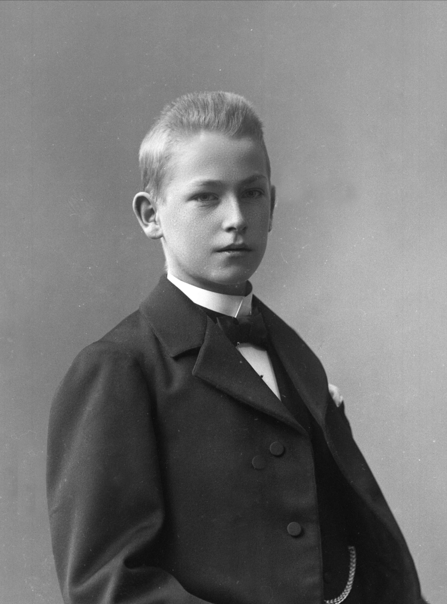 Gustav Borgen, NFB.22998