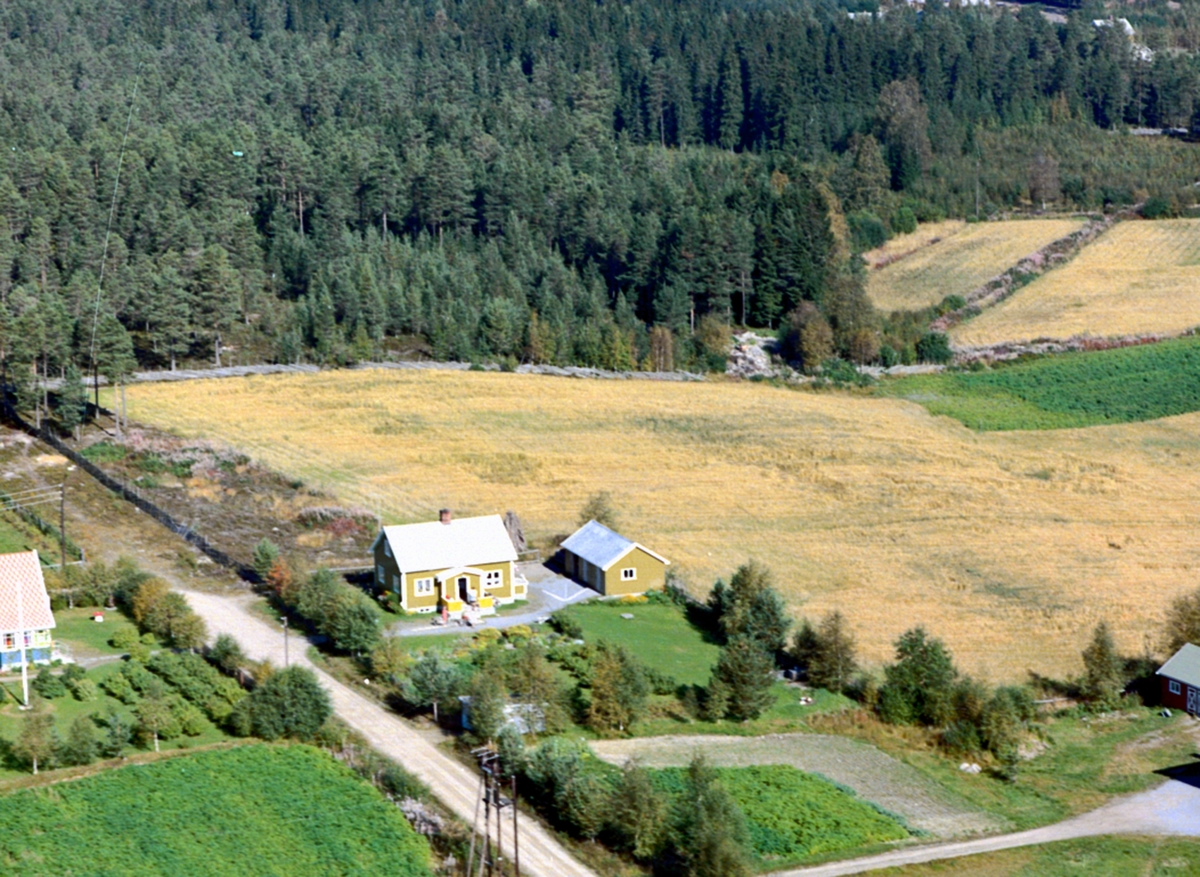 Widerøes Flyveselskap A/S, FLYFOTO LINDHEIM