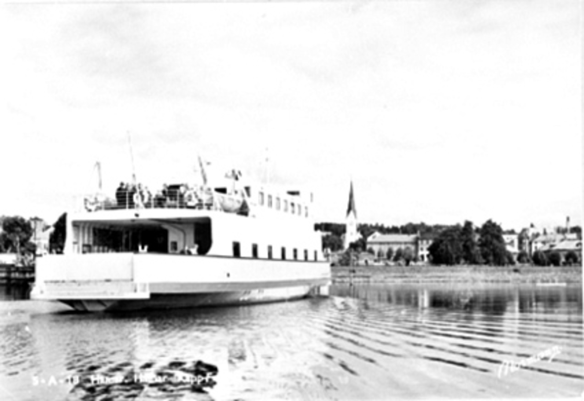 Anno Domkirkeodden, HAMAR-KAPP FERGEN VED HAMAR BRYGGE, HAMARBUKTA, HAMAR DOMKIRKE.