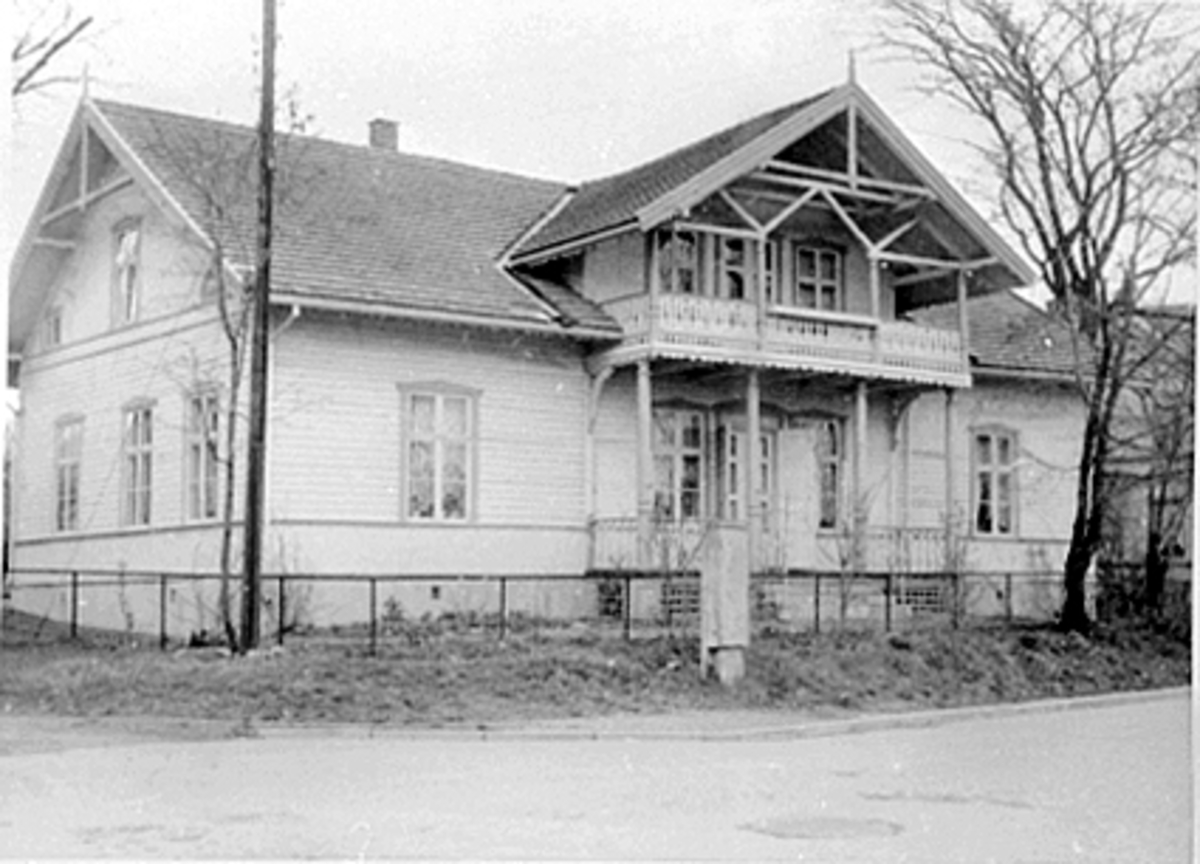 Anno Domkirkeodden, EKSTERIØR ØDSTREGATE 72, FAGERVIK, STABELS MINDE,
