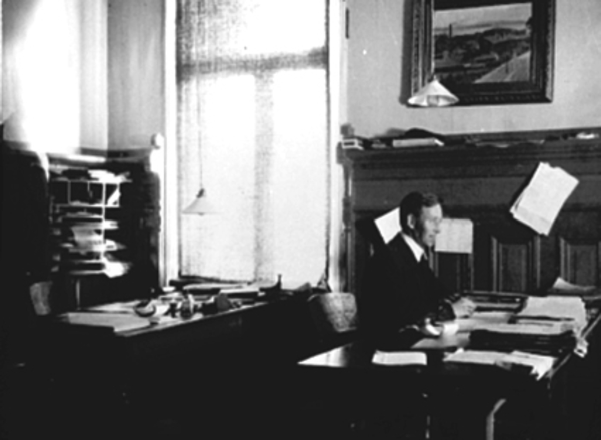 Anno Domkirkeodden, INTERIØR, BOKHOLDERKONTORET, LUDVIG JENSEN, SKRIVEBORD