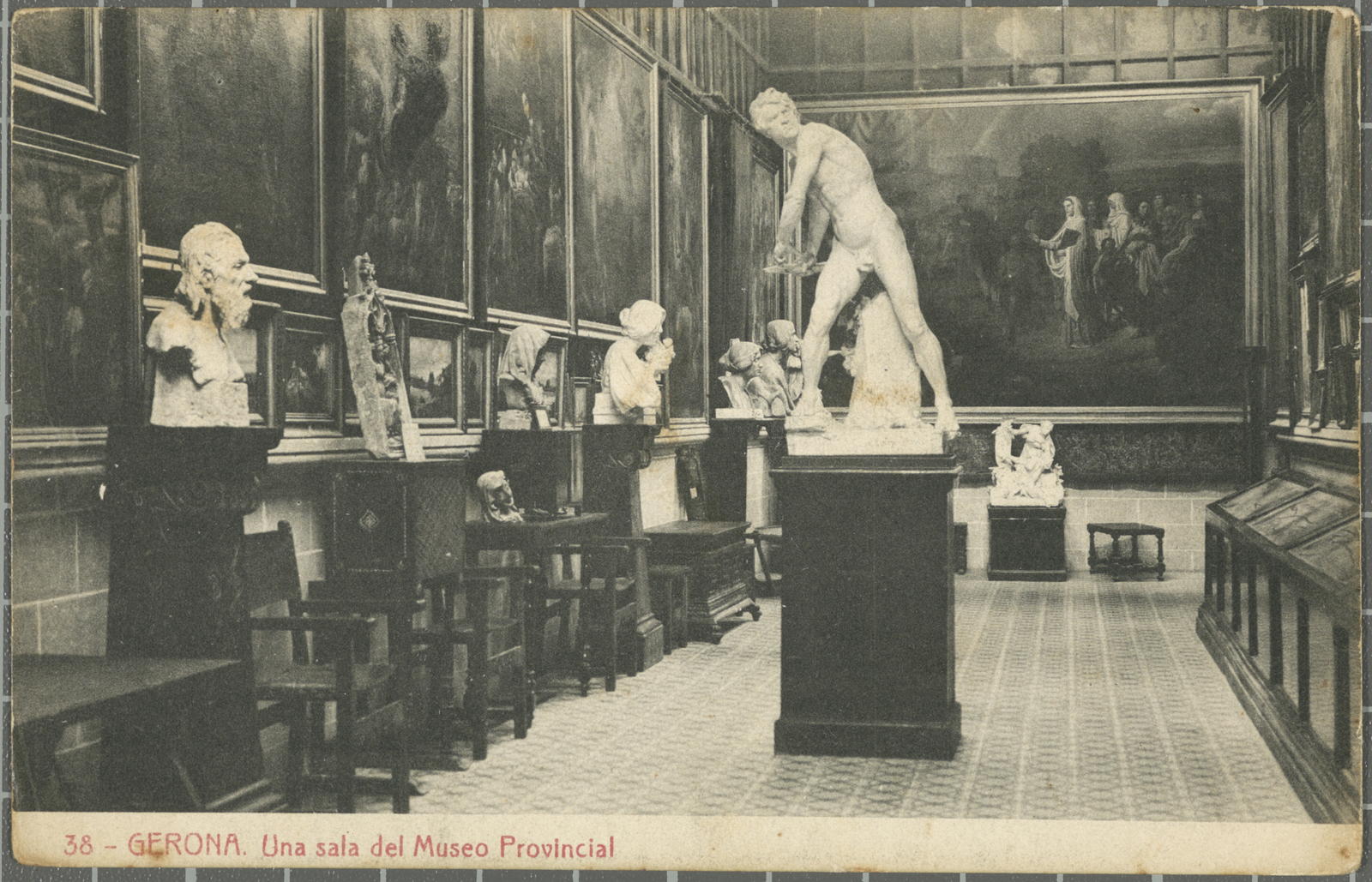Desconegut, 38-Gerona. A room of the Provincial Museum