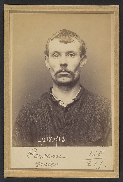Alphonse Bertillon, Perron. Jules. 31 ans, né le 9/8/62 à Saint-Denis (Seine). Journalier. Anarchiste. 75/3/94.