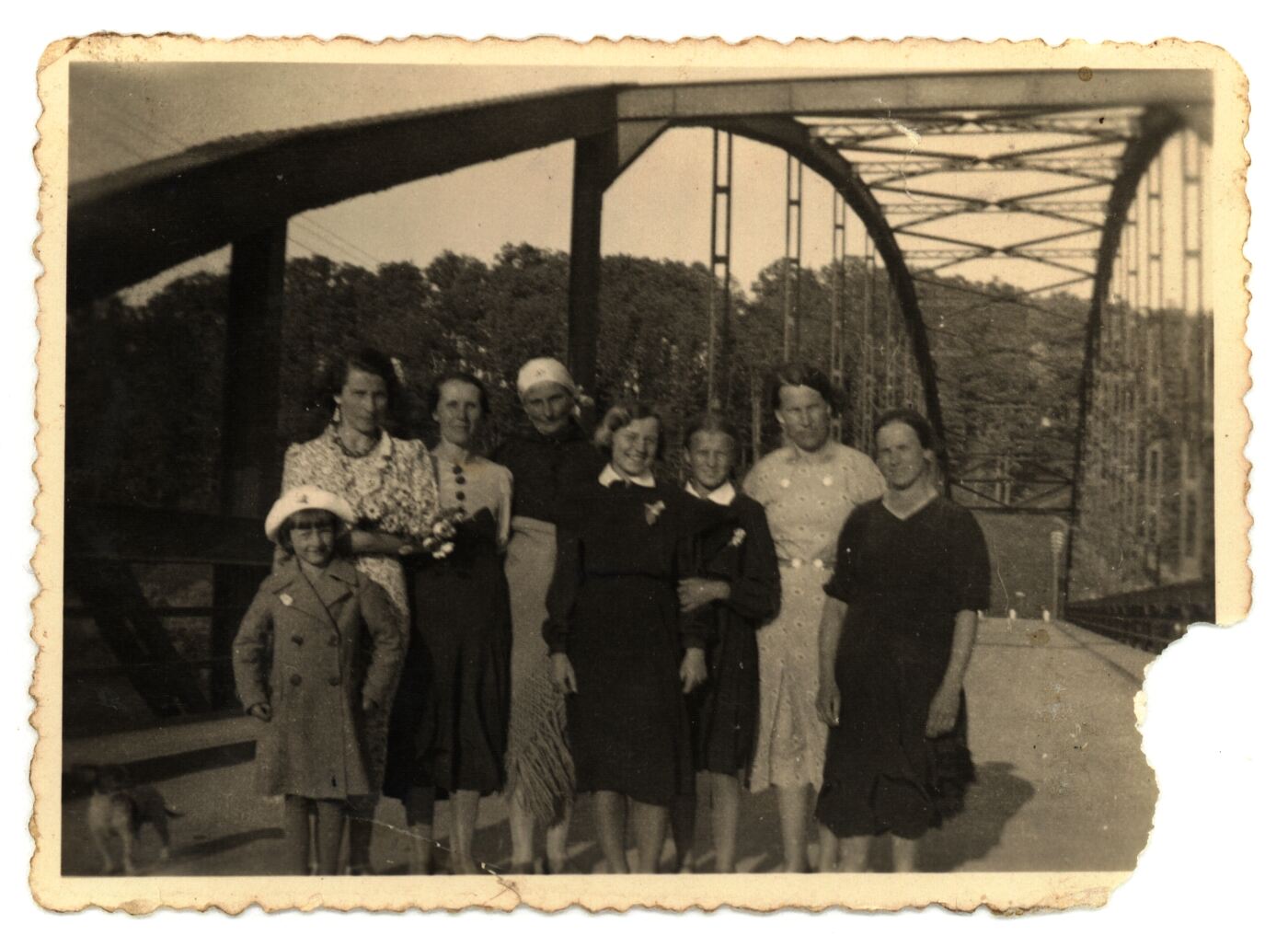 Nežinomas fotografas, Raudondvarietės prie Vinco Stašelio tilto