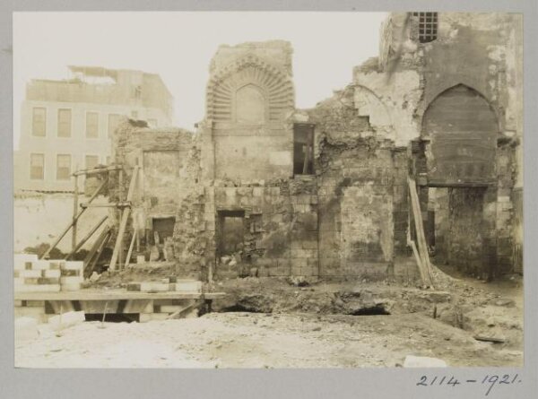 K.A.C. Creswell, Façade of al-Salih Tala'i Mosque during restoration, Cairo