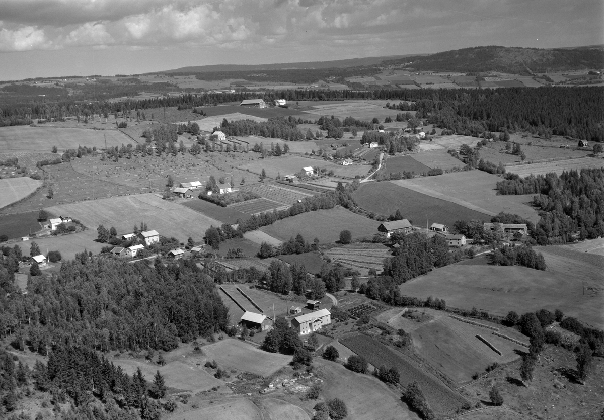 Widerøes Flyveselskap A/S, Flyfoto av Veldre barnehjem.