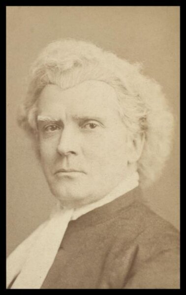 London Stereoscopic and Photographic Company, Guy Little Theatrical Photograph