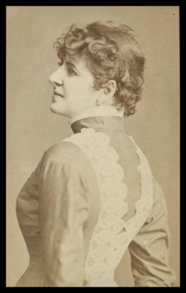 London Stereoscopic and Photographic Company, Guy Little Theatrical Photograph