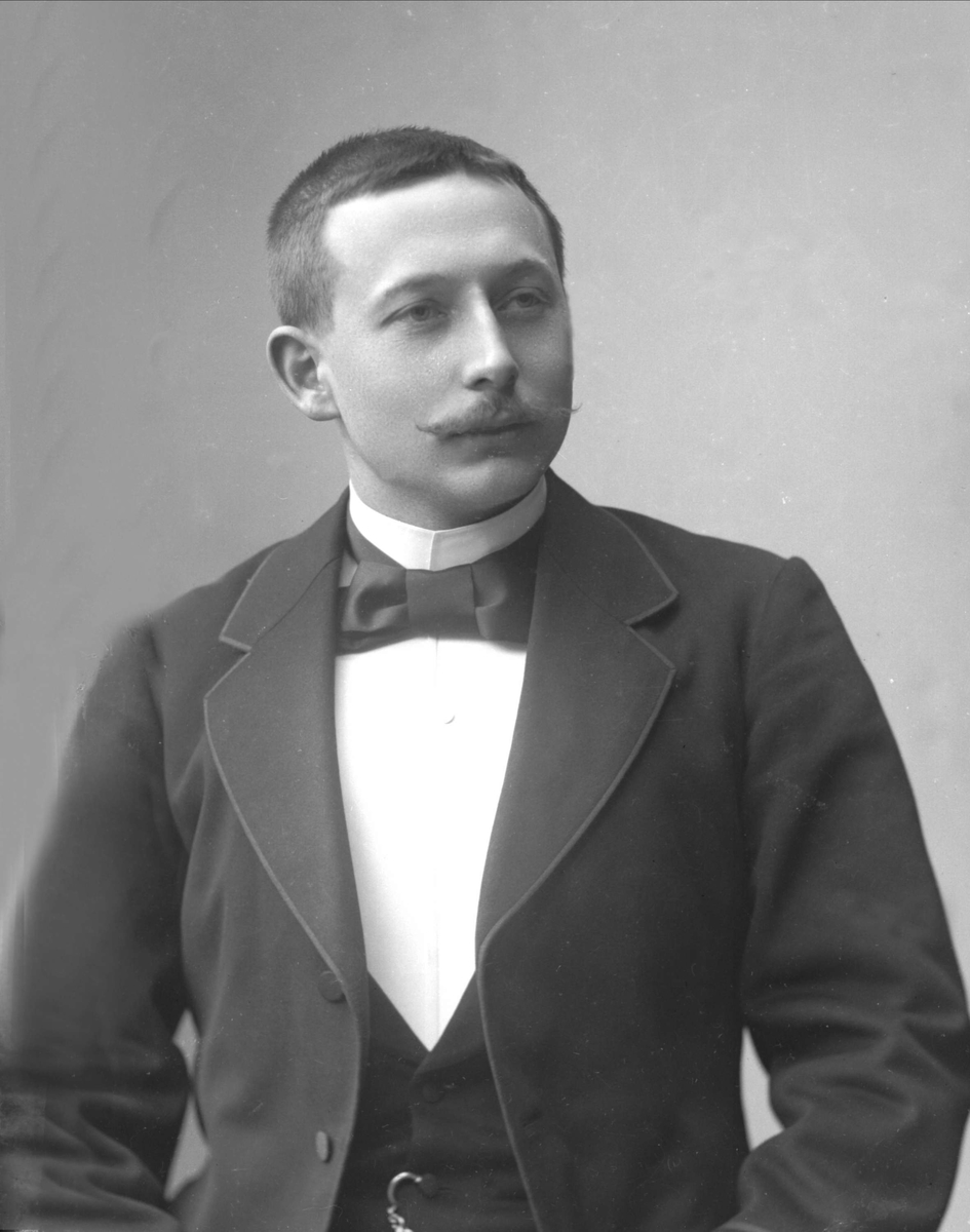 Gustav Borgen, NFB.31982