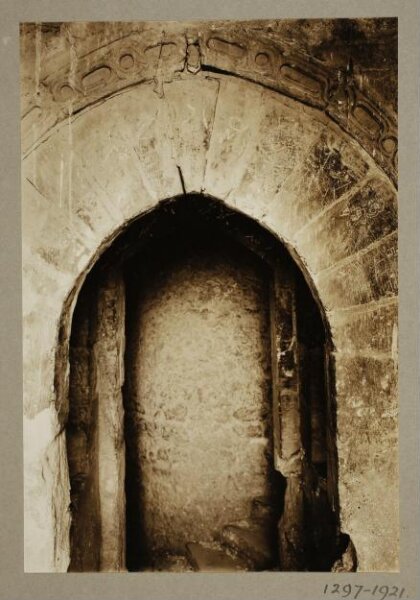 K.A.C. Creswell, Upper entrance of south minaret at the mosque of al-Hakim, Cairo