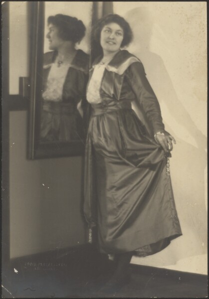 Louis Fleckenstein, [Woman and Her Reflection]