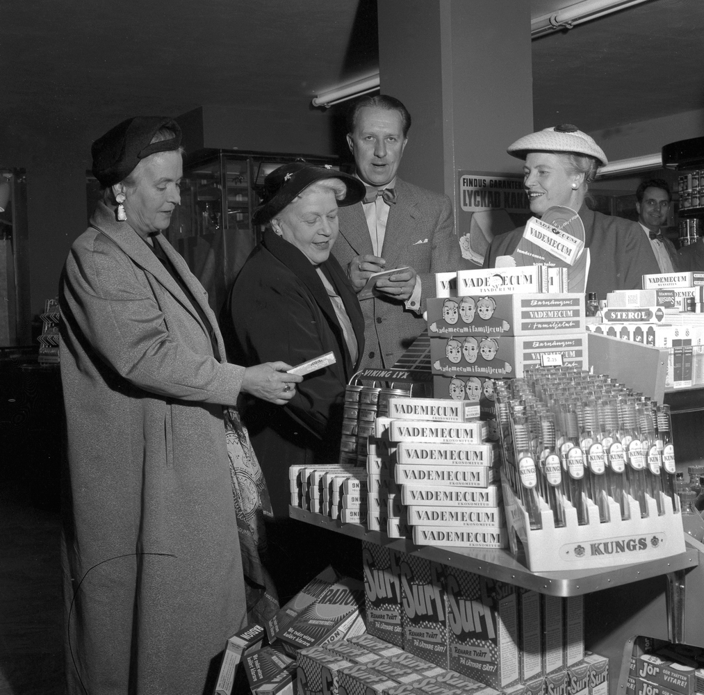 Örebro Kuriren, Ny affär i Örebro. 15 september 1955.