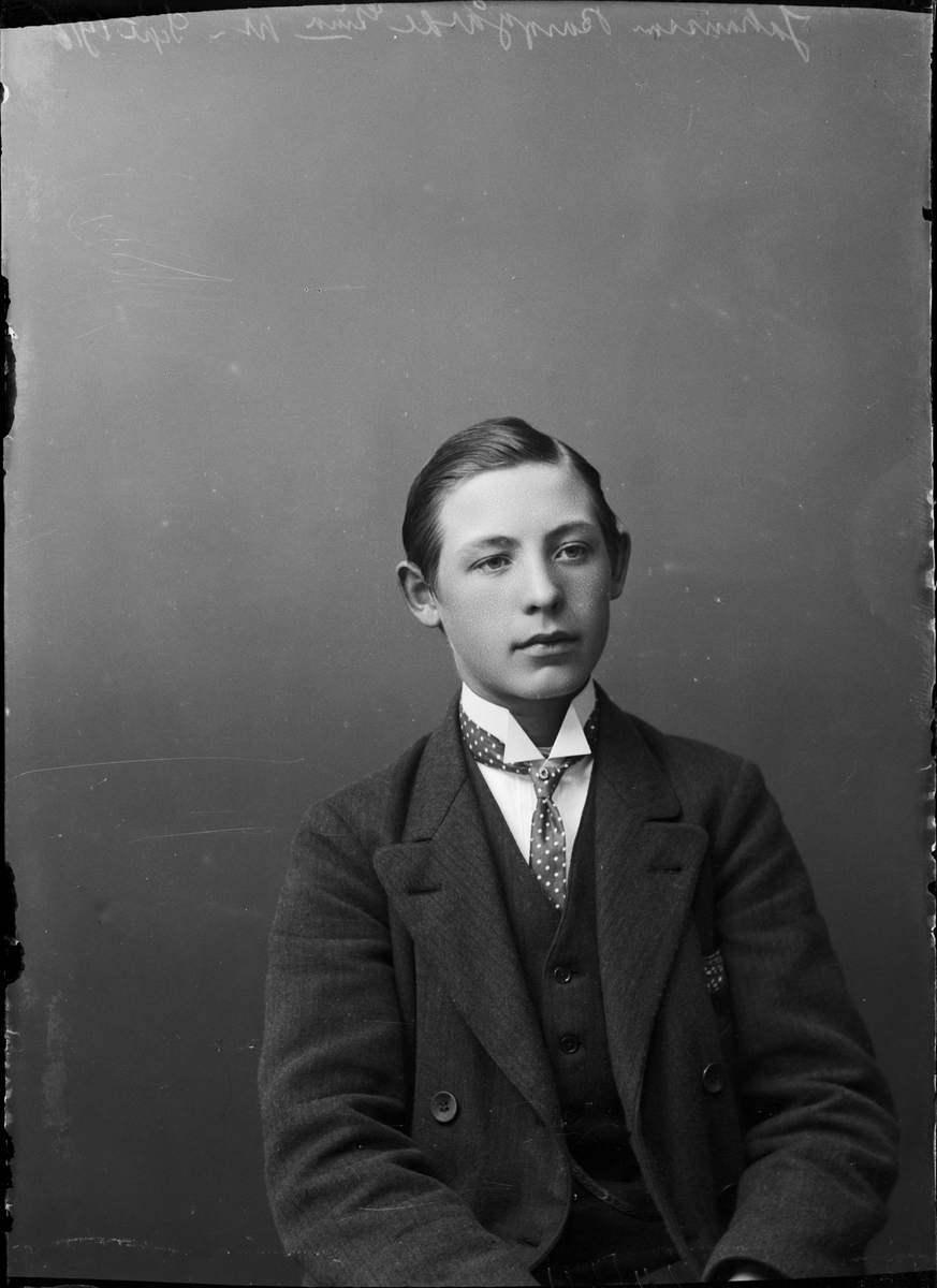 Skötsner-Edhlund, Johansson från Borggårde, Hökhuvuds socken, Uppland