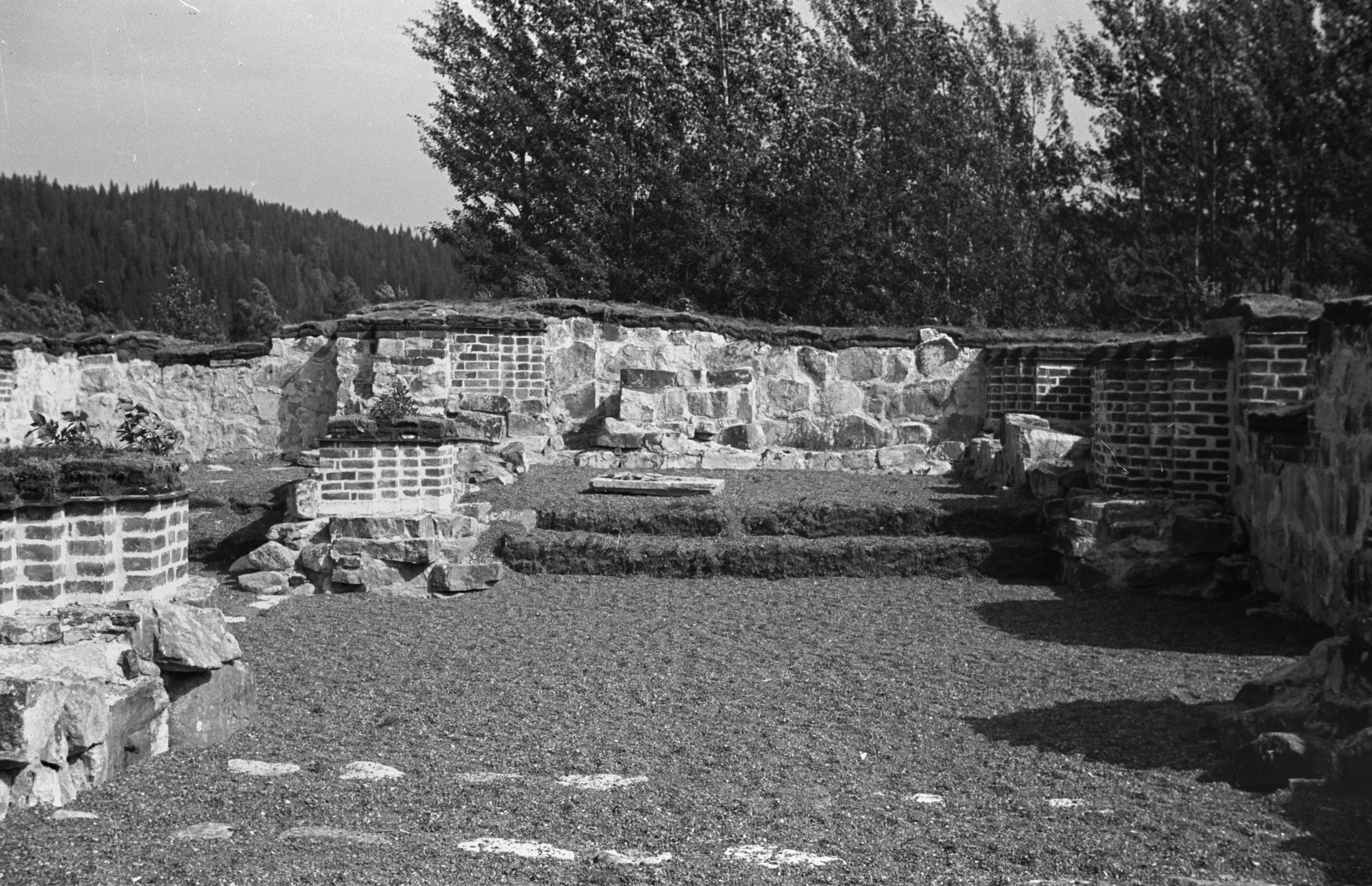 Bertil Berthelson, Nordingrå kyrkoruin