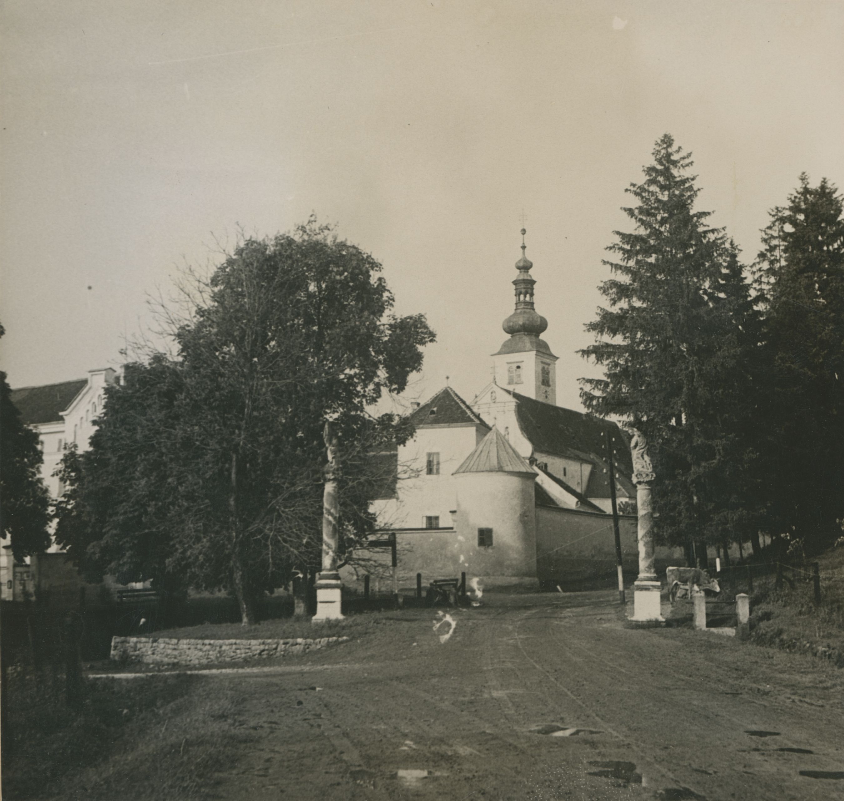 Gjuro Szabo, Lepoglava - Samostan i bivša pavlinska crkva s jugozapadne strane