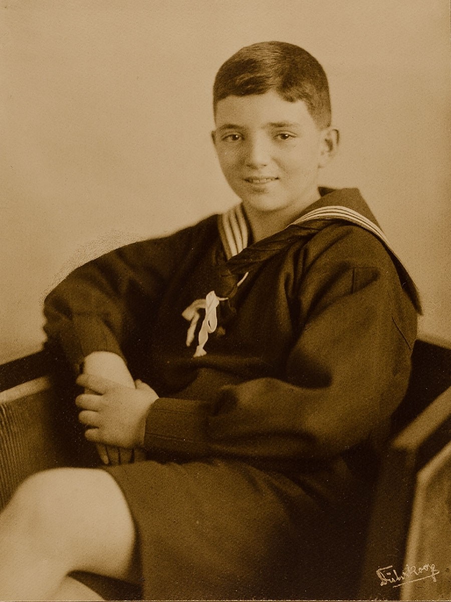 Rudolph Dührkoop, Knabe im Matrosenanzug